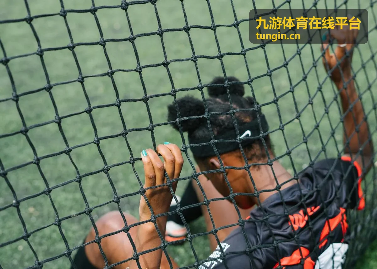 九游体育在线平台赛场氛围记录竖版封面